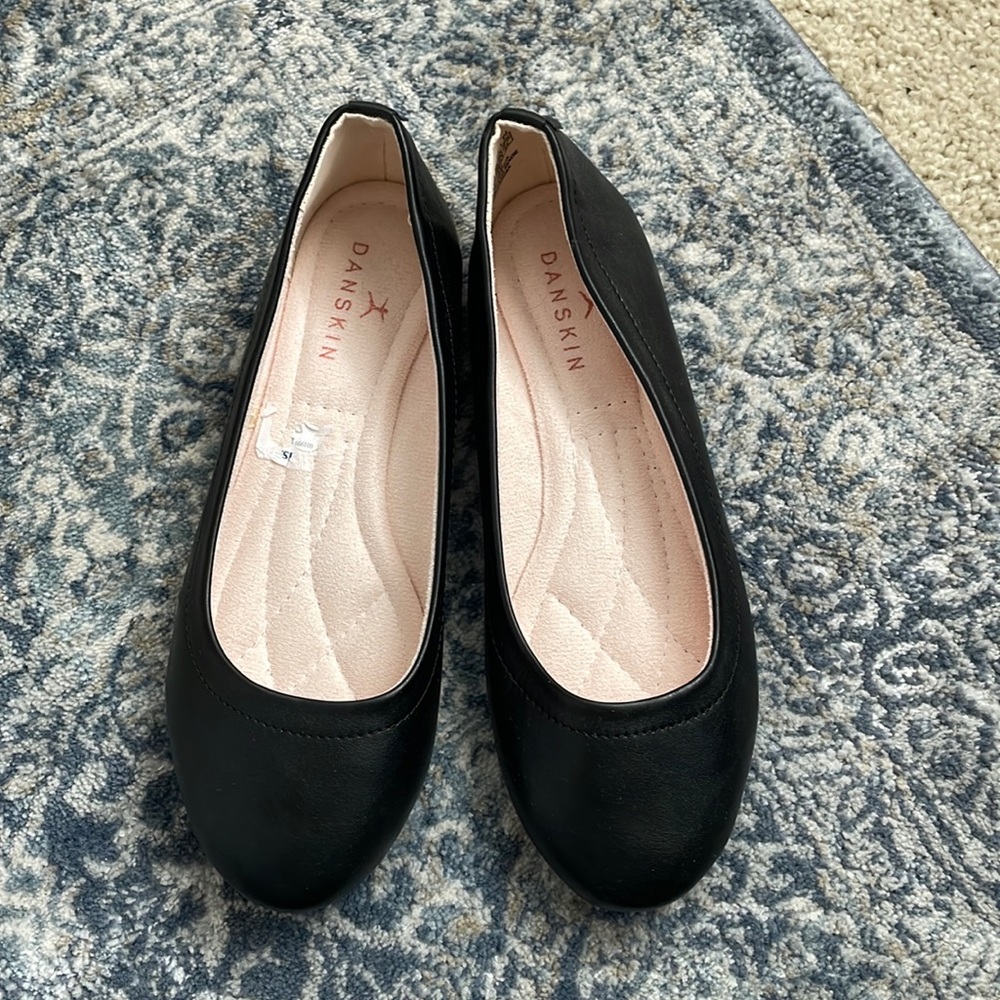 NEW Danskin Ballet Flats